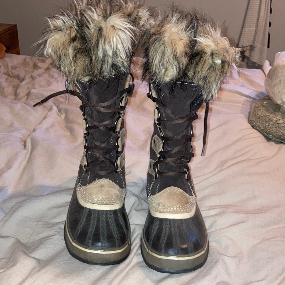 Sorel waterproof boots